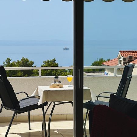 מאקרסקה Penthouse Studio With Sea View מראה חיצוני תמונה