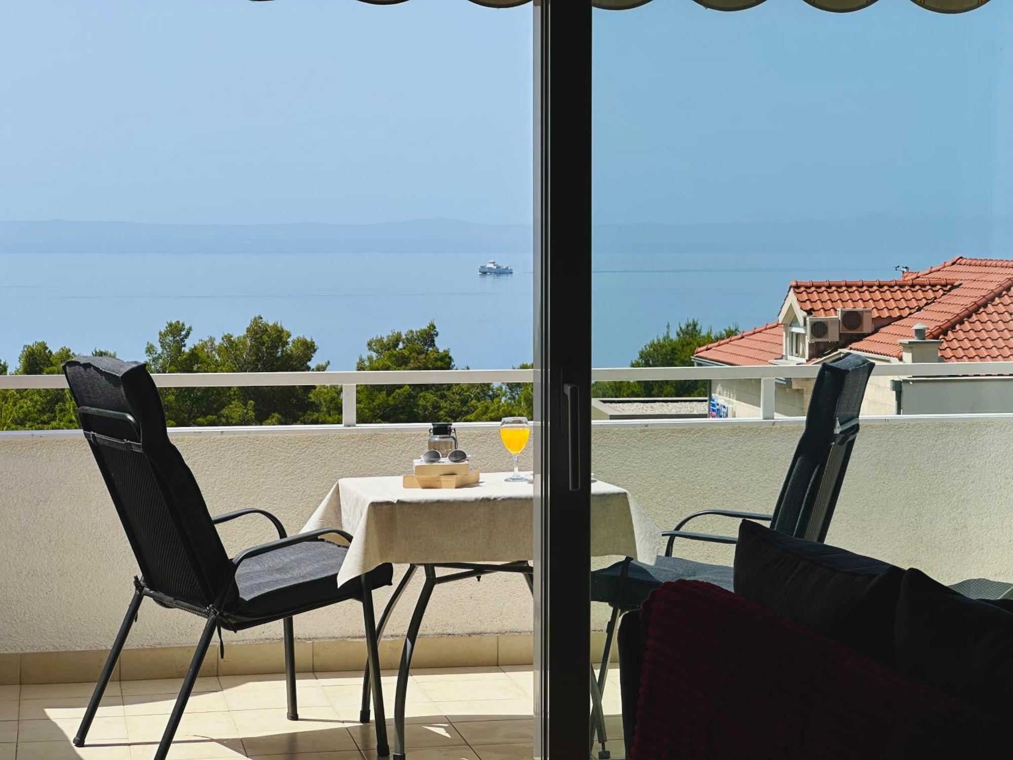 מאקרסקה Penthouse Studio With Sea View מראה חיצוני תמונה