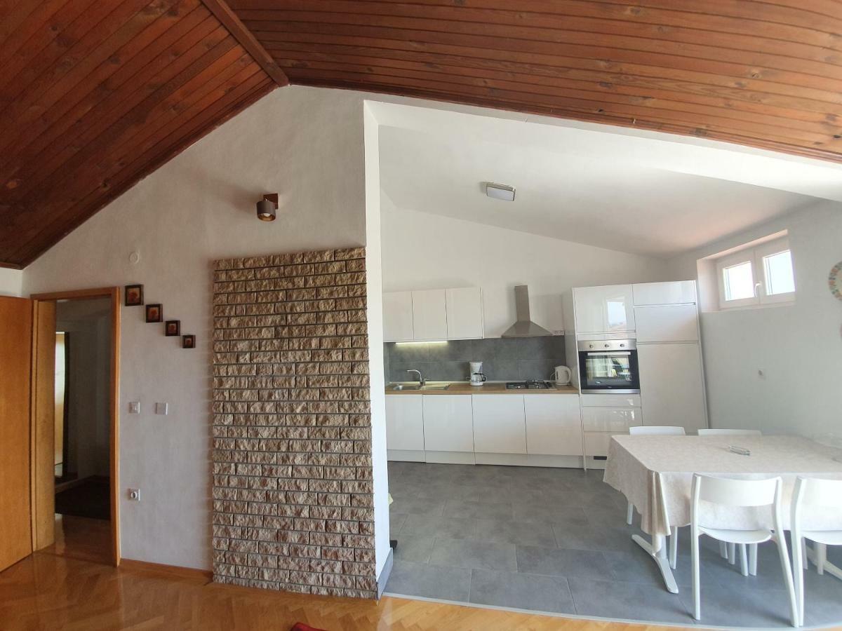 מאקרסקה Penthouse Studio With Sea View מראה חיצוני תמונה